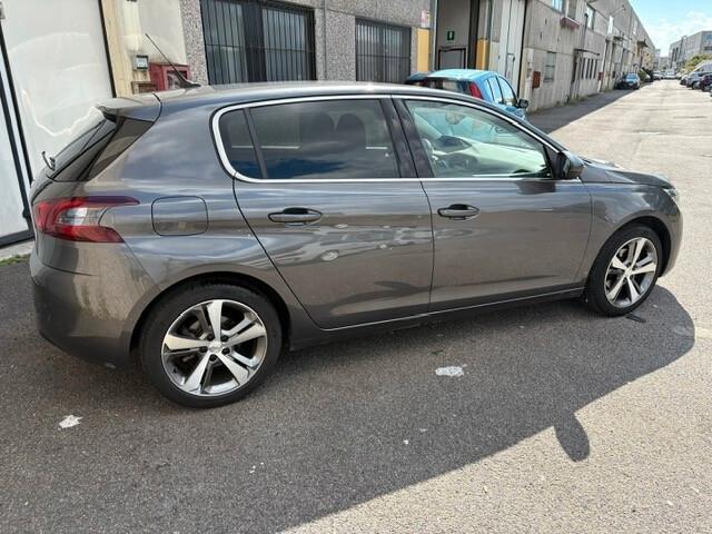 Peugeot 308 BlueHDi 130 S&S Allure