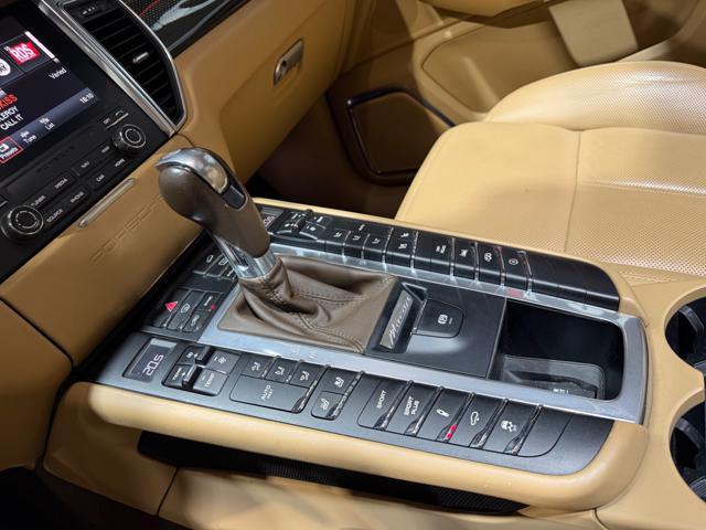 PORSCHE Macan MY 2017 RESTYLING PERFORMANCE UNI PROPRIETARIO UFF