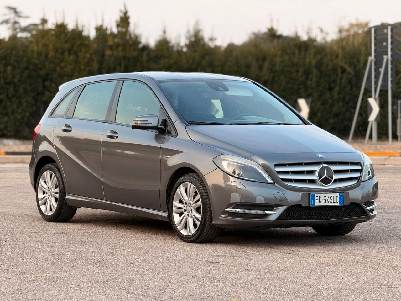 Mercedes Classe B GARANZIA DI 12 MESI
