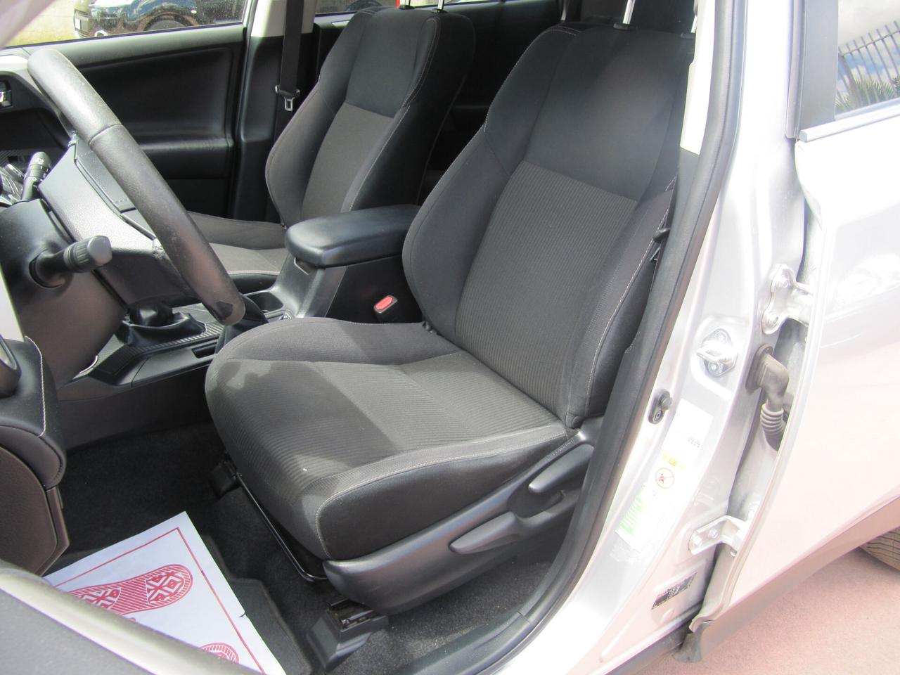Toyota RAV 4 RAV4 2.0 D-4D 2WD