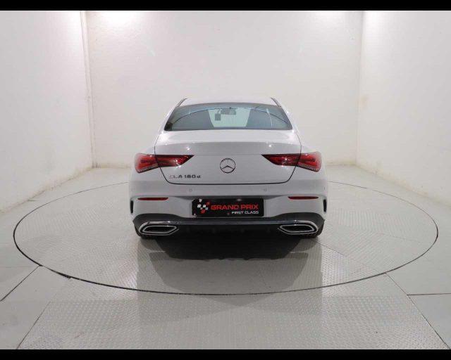 MERCEDES-BENZ CLA 180 d Automatic Premium