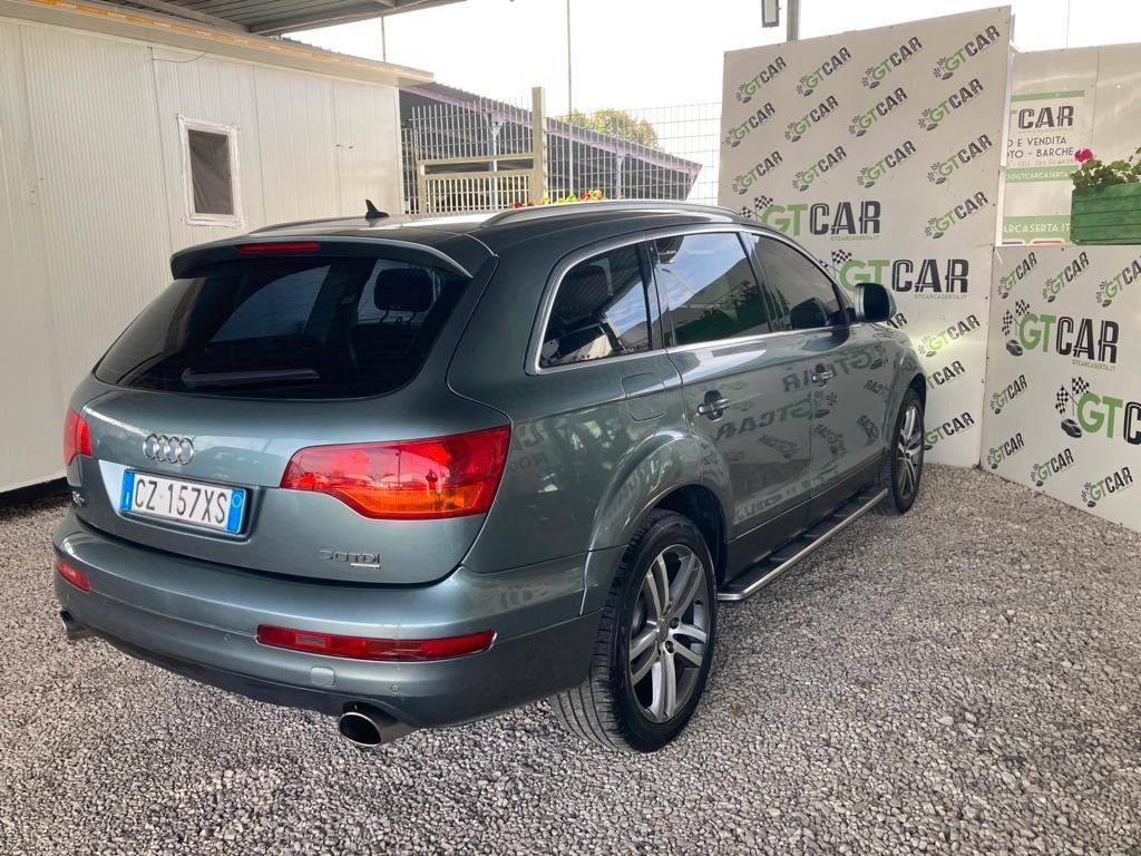 Audi Q7 3.0 V6 TDI 233CV quattro tiptronic
