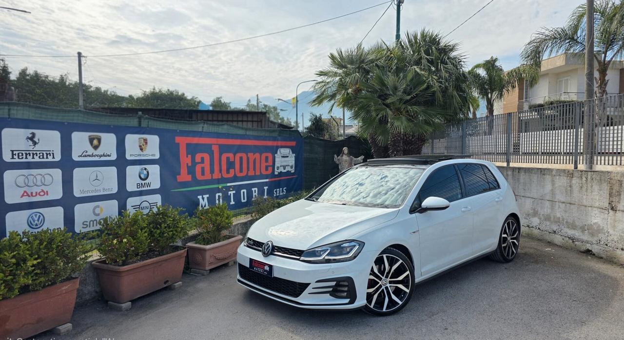 Volkswagen Golf GTD 2.0 TDI DSG Tetto Cockpit