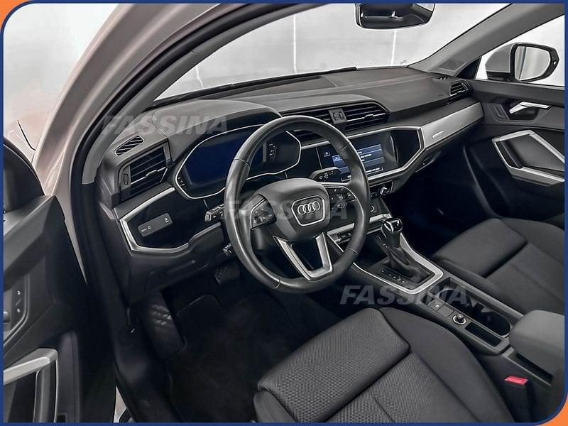 Audi Q3 Q3 35 1.5 tfsi Business Advanced s-tronic