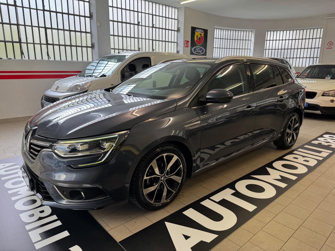 Renault Megane Mégane Sporter Blue dCi 115 CV EDC Intens