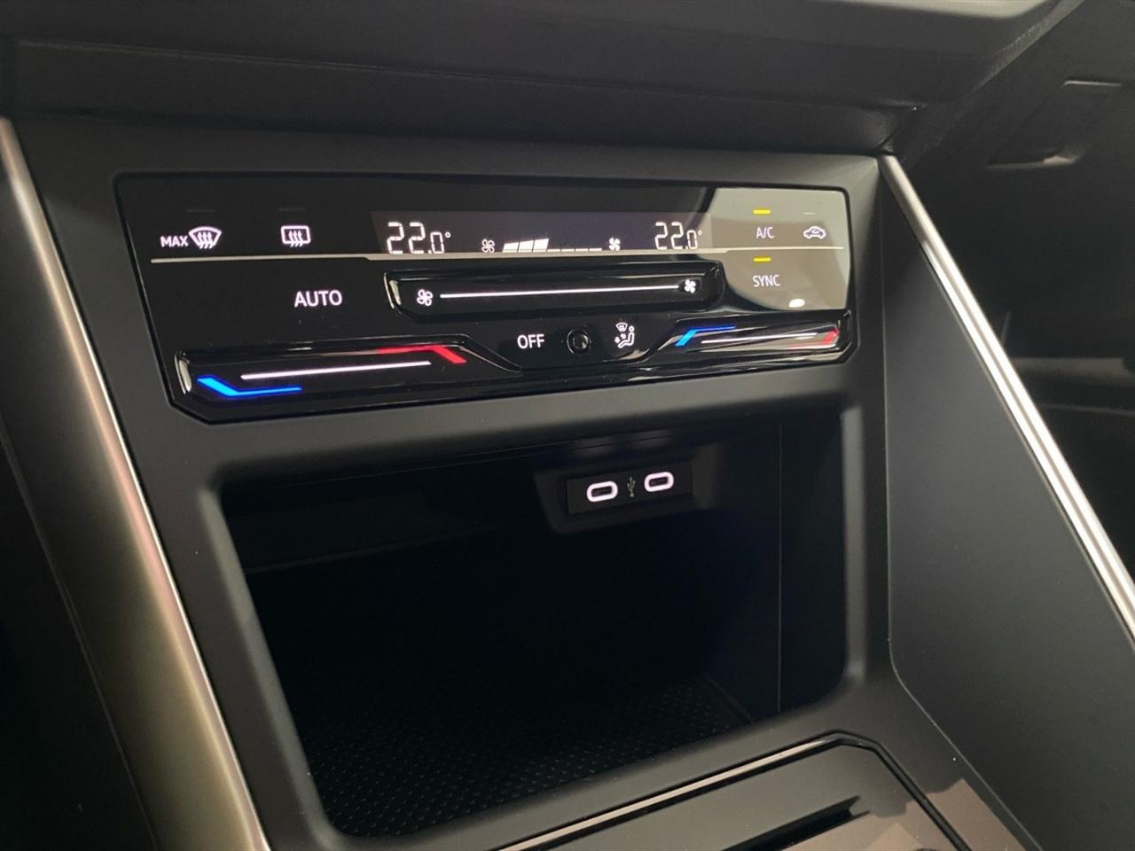 Volkswagen Taigo 1.0 tsi life 110cv dsg