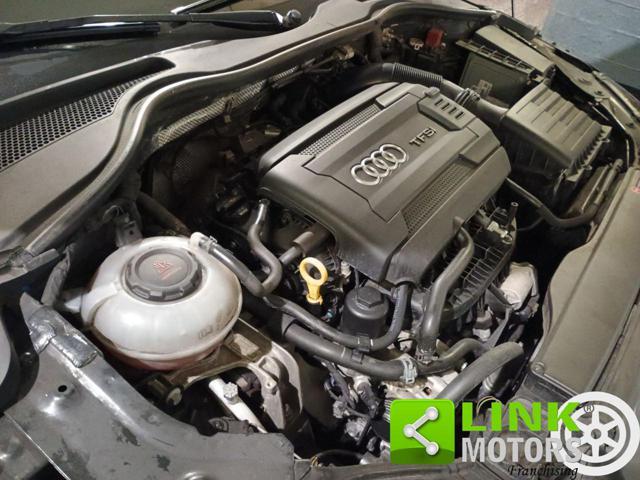 AUDI TT Coupé 2.0 TFSI S line