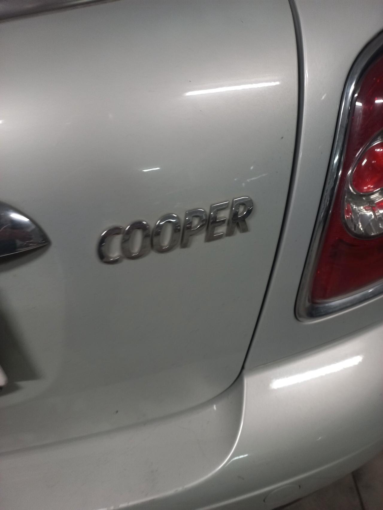 Mini 1.6 16V Cooper