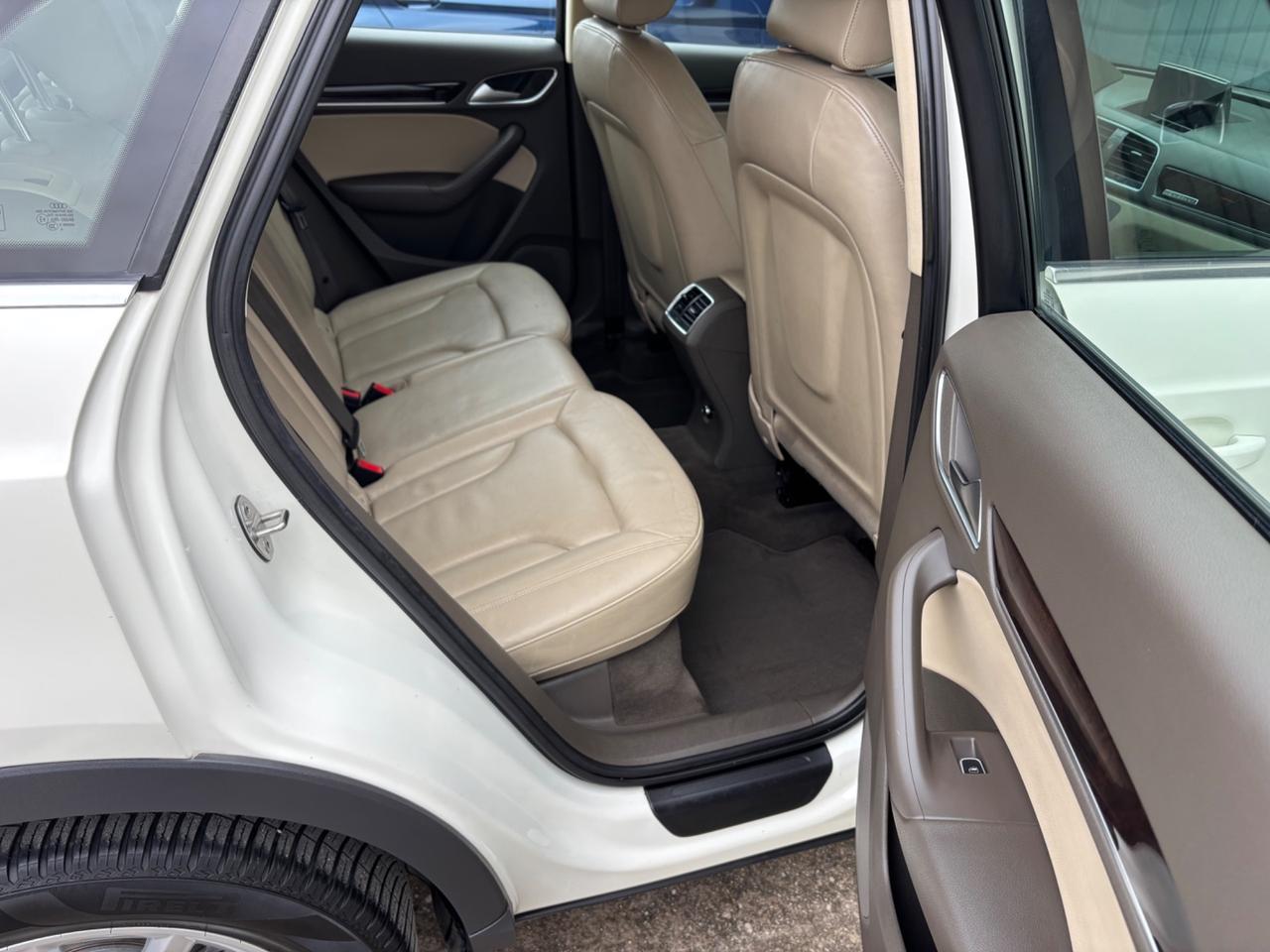 Audi Q3 2.0 TDI quattro S tronic. Garanzia 12 mesi