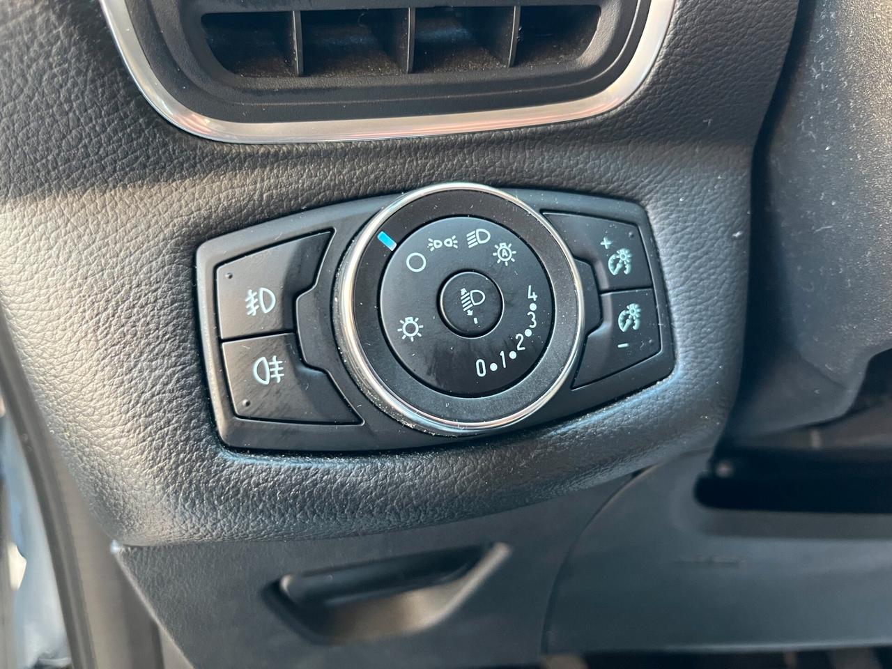 Ford B-Max 1.5 TDCi 75 CV Titanium