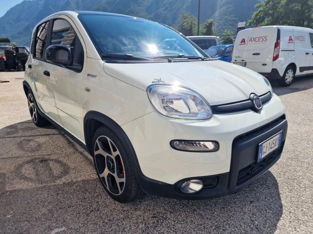 FIAT Panda 1.0 FireFly S&S Hybrid Sport