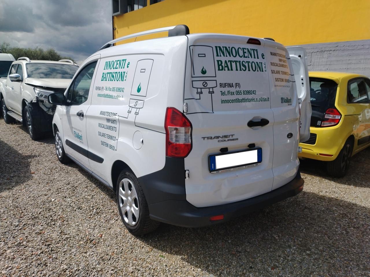 Ford Transit Courier 1.5 TDCI Incidentata/Sinistrata