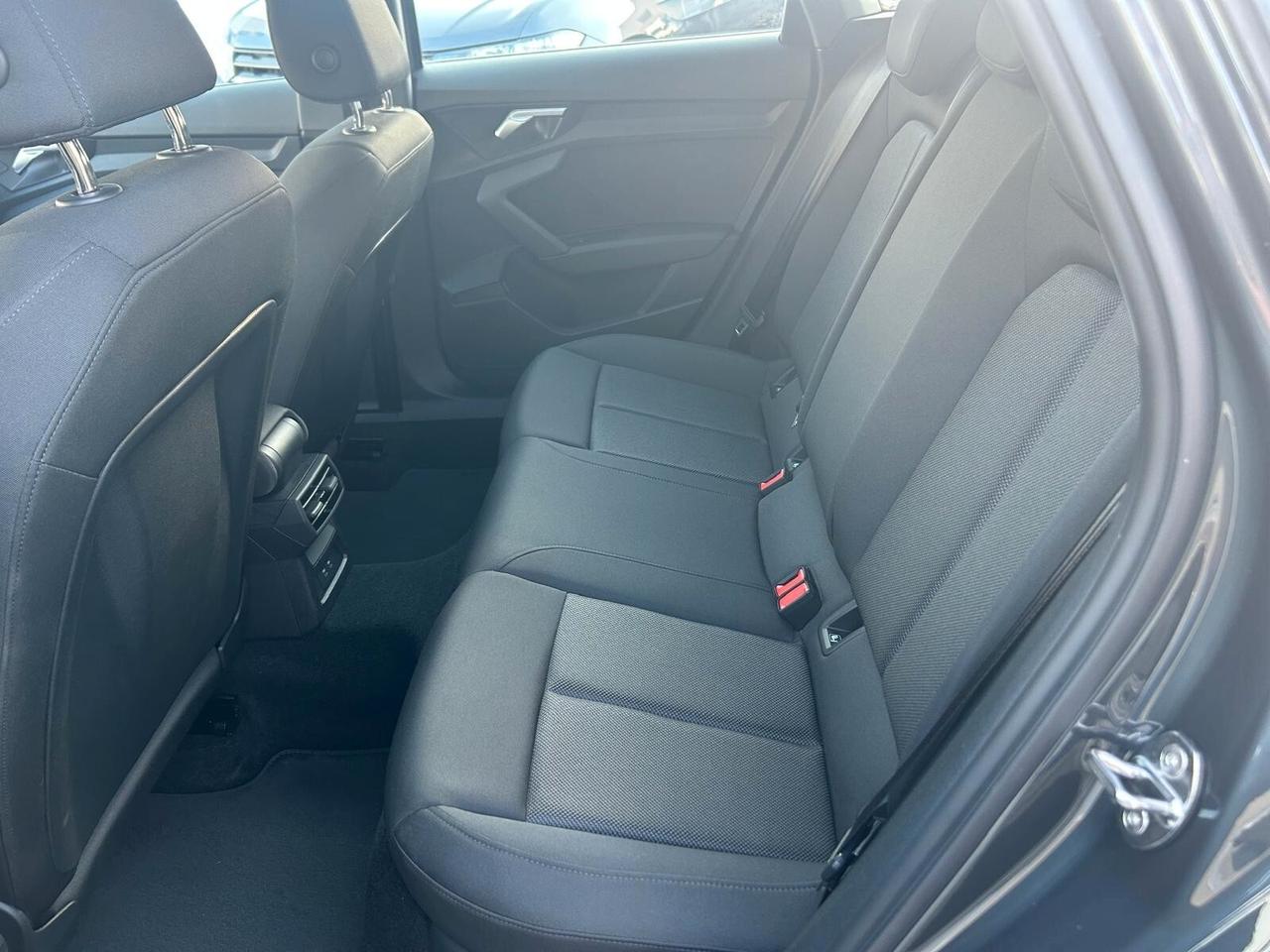 Audi A3 SPB 30 TDI Business Advanced