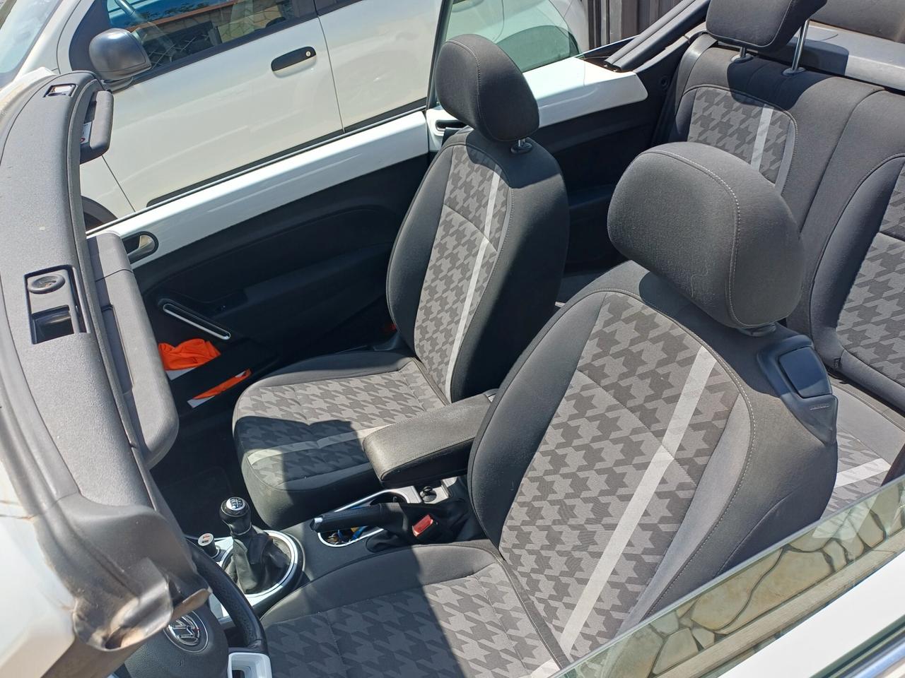 Volkswagen Maggiolino Cabrio 1.2 TSI Design