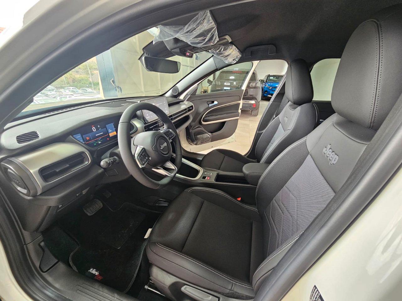 Jeep Avenger 1.2 turbo e-hybrid mhev Summit fwd 100cv edct6 "KM0"