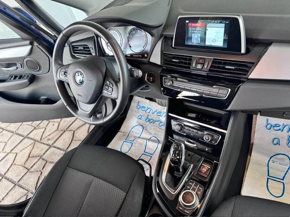 Bmw 2er Active Tourer 216d Luxury