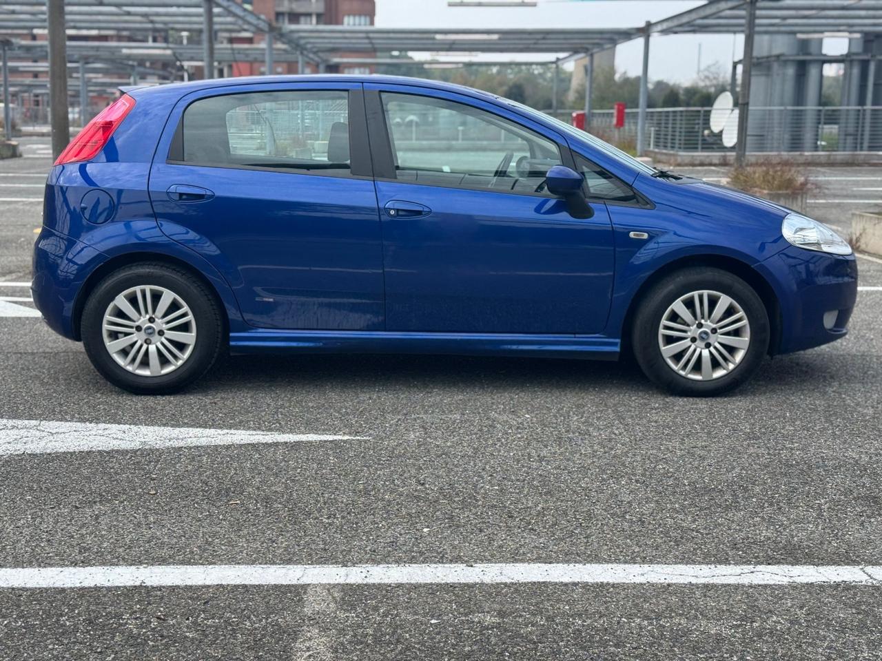 Fiat Grande Punto 1.3 MJT 75 CV 5 porte Dynamic