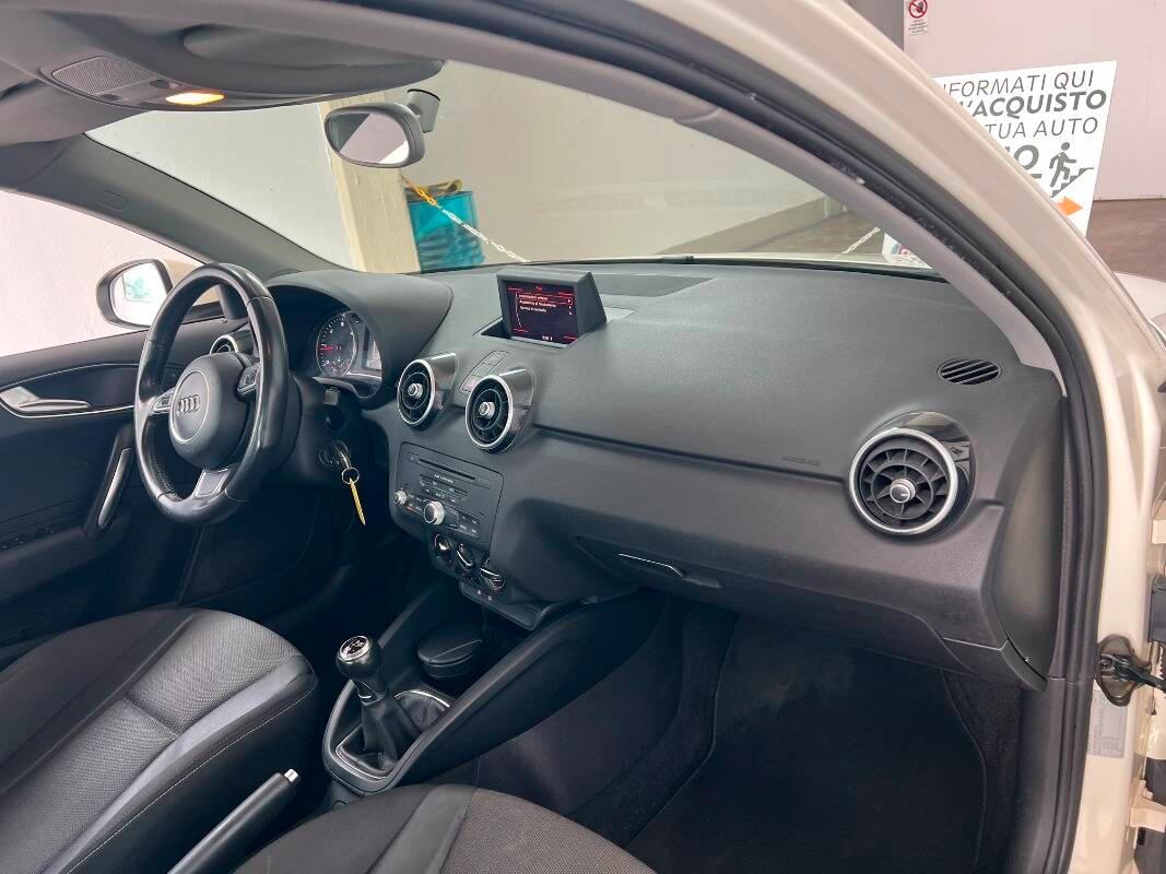 Audi A1 1.6 tdi Ambition 90cv