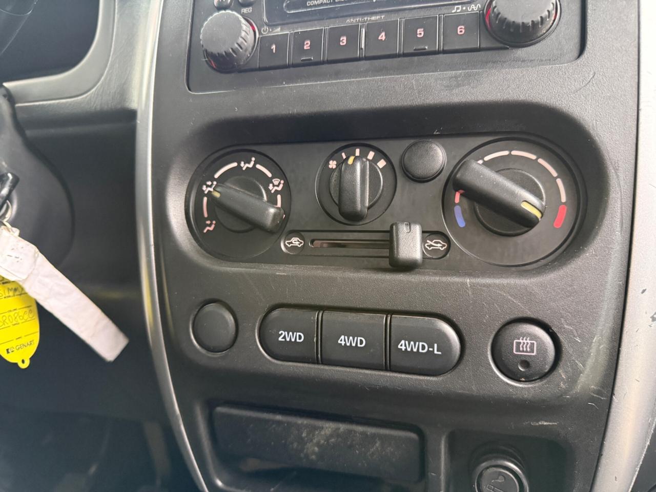 Suzuki Jimny 1.3i - 16V 4WD|BICOLOR