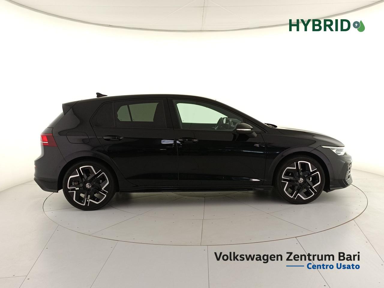 Volkswagen Golf 1.5 etsi r-line 150cv dsg