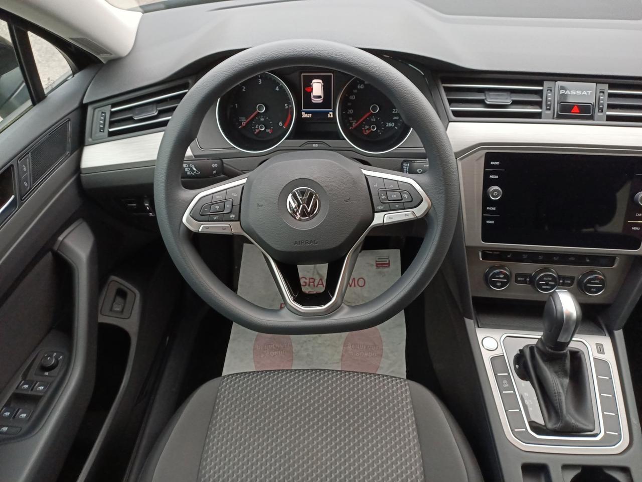 Volkswagen Passat Variant 1.6 TDI SCR DSG Business BMT