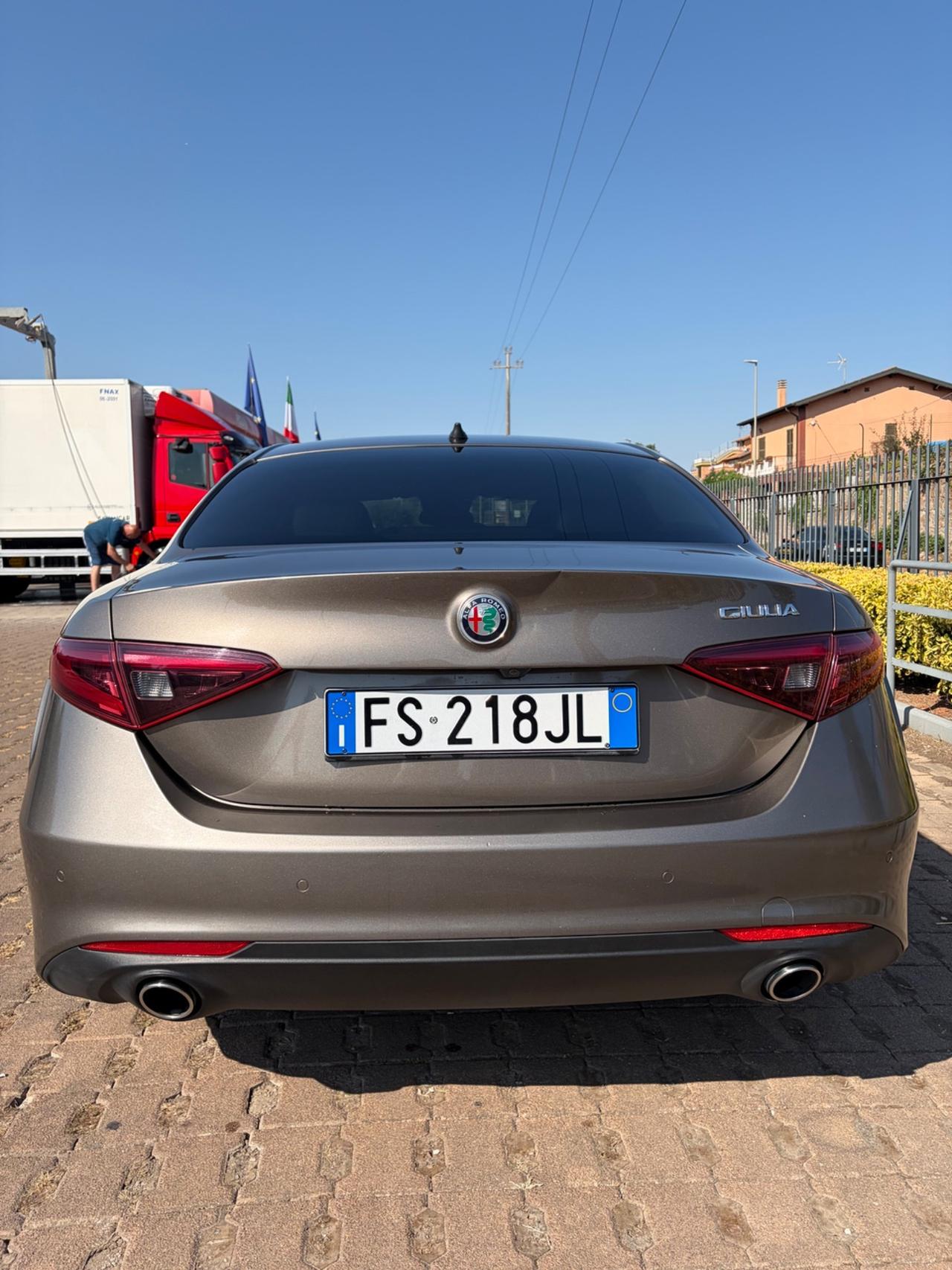 Alfa Romeo Giulia 2.2 Turbodiesel 180 CV Super UNIPRO