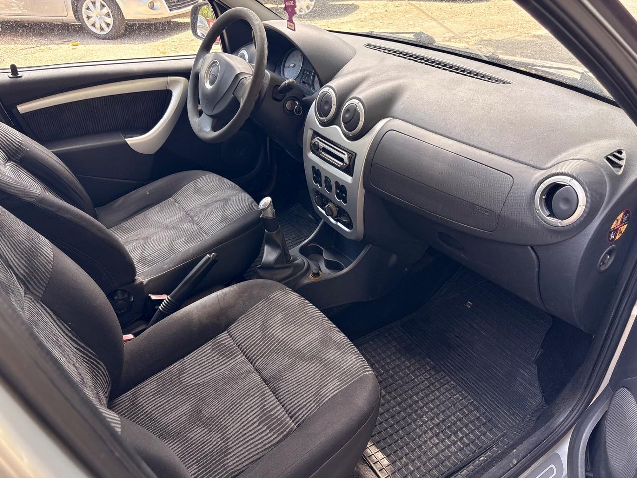 Dacia Logan MCV 1.5 dCi 85CV 7 posti Lauréate 2010