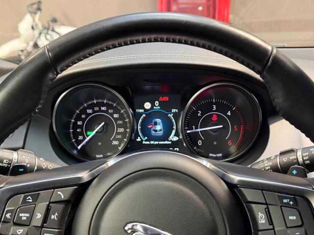 JAGUAR E-Pace 2.0D 150 CV AWD aut. R-Dynamic S