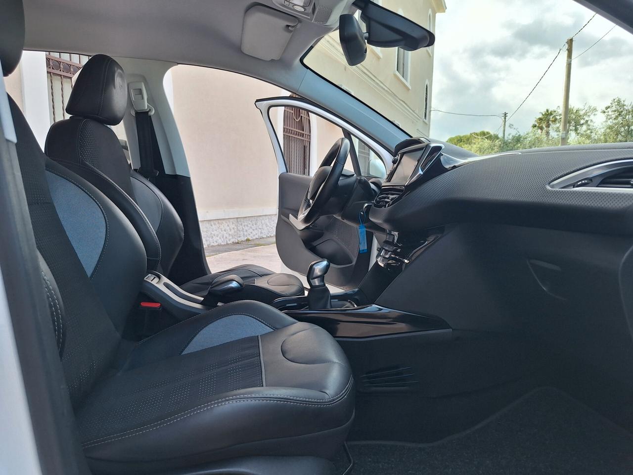 Peugeot 2008 1.6 HDi 100 cv Allure PERFETTA 2017