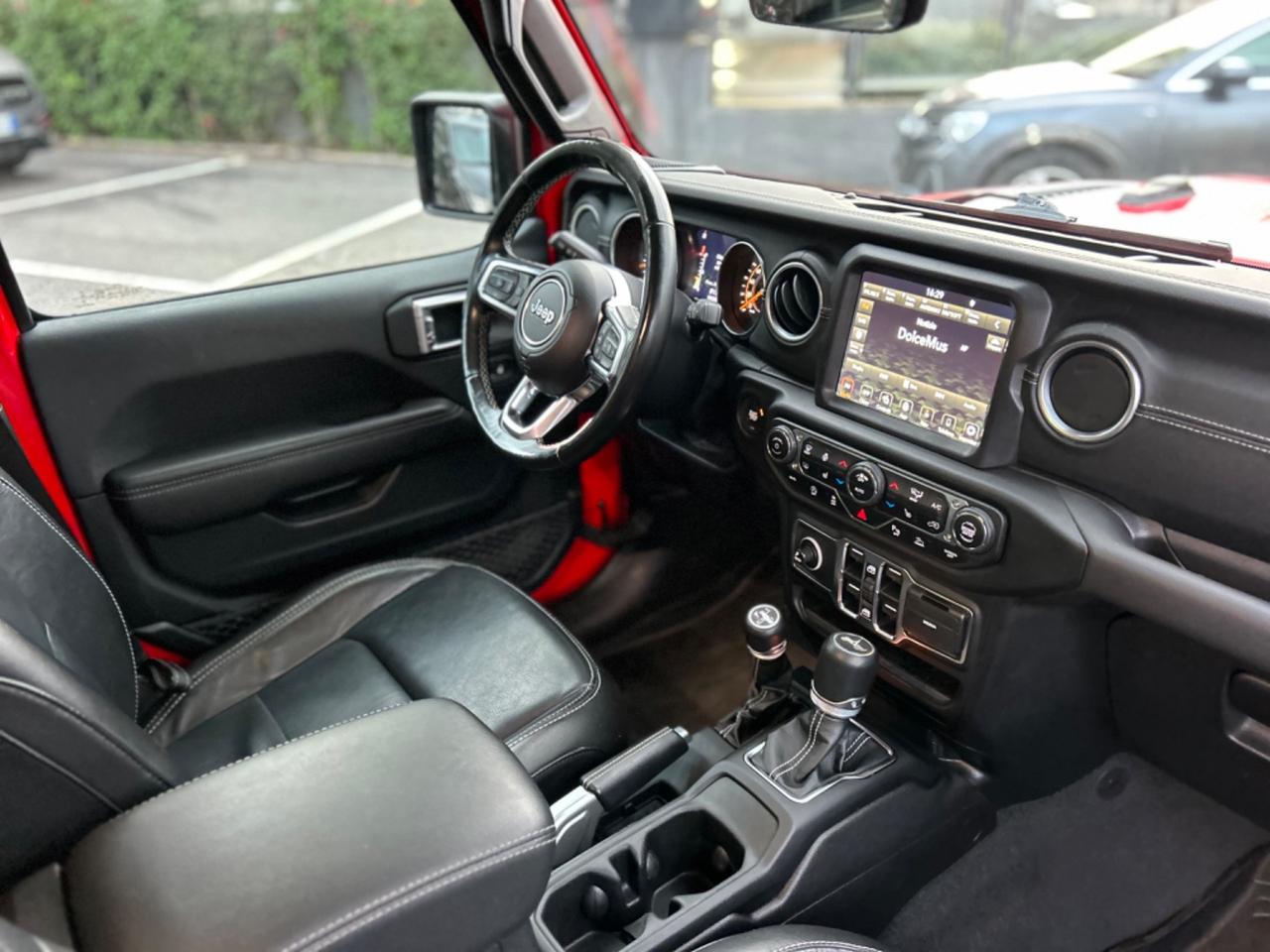 Jeep Wrangler Unlimited 2.0 Turbo Sahara