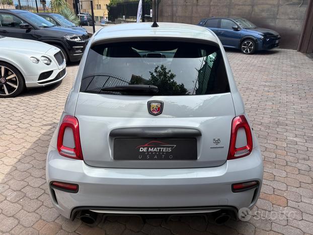 Abarth 595 1.4 Turbo T-Jet 180 CV Esseesse