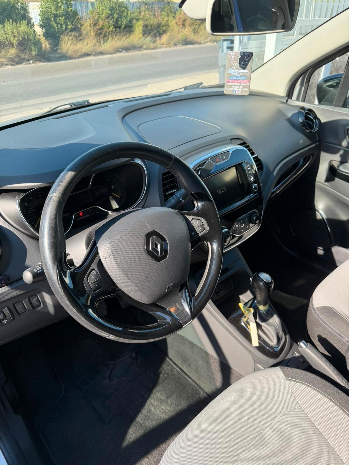 Renault Captur 1.5 dCi 890 CV AUTOMATICA
