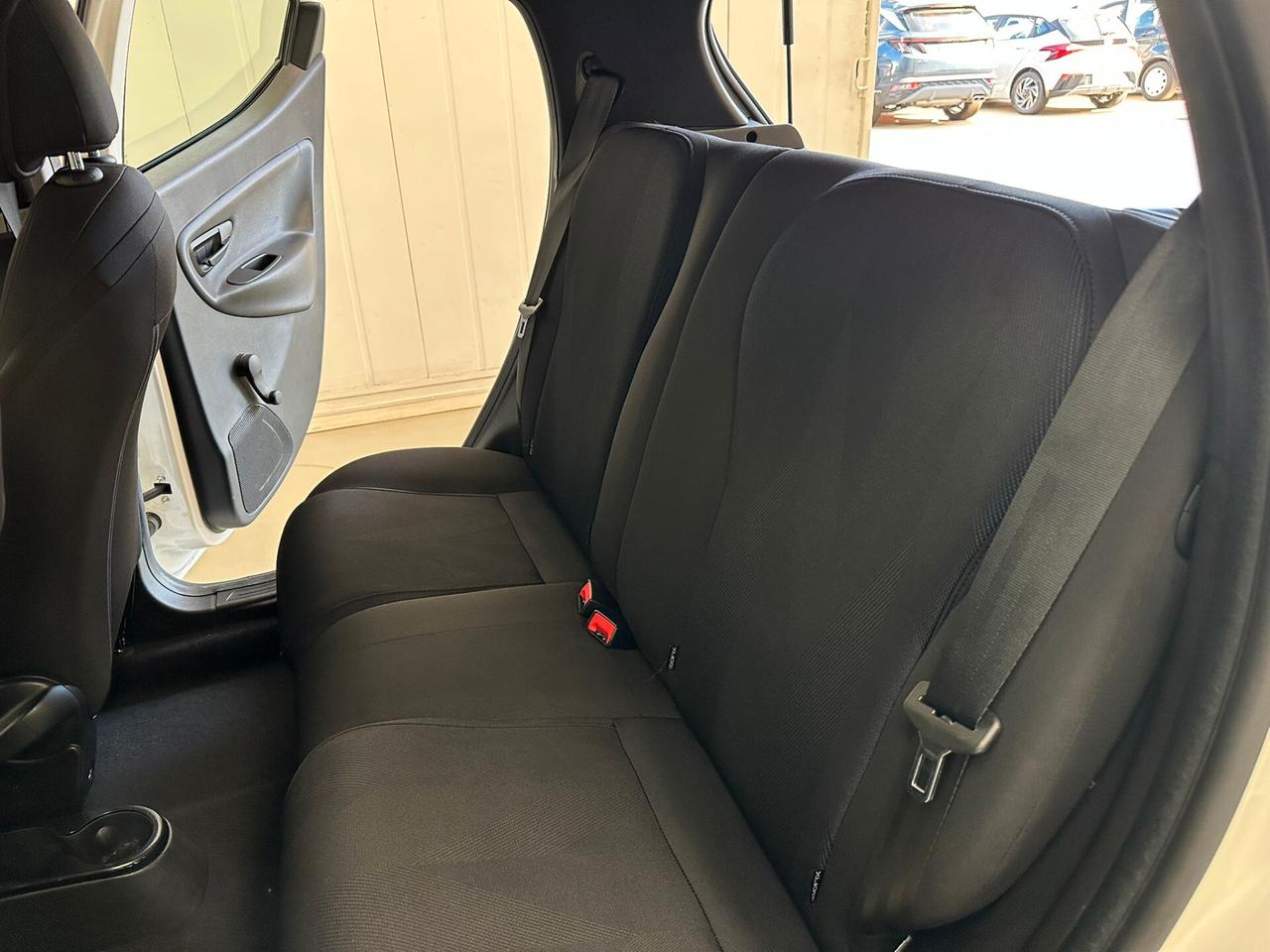 Lancia Ypsilon 1.0 FireFly 5 porte S&S Hybrid Ecochic