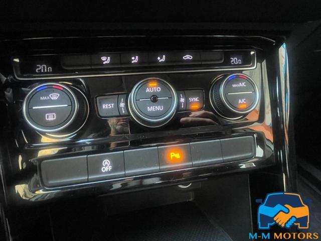 VOLKSWAGEN Touran 2.0 TDI 150 CV 7 posti