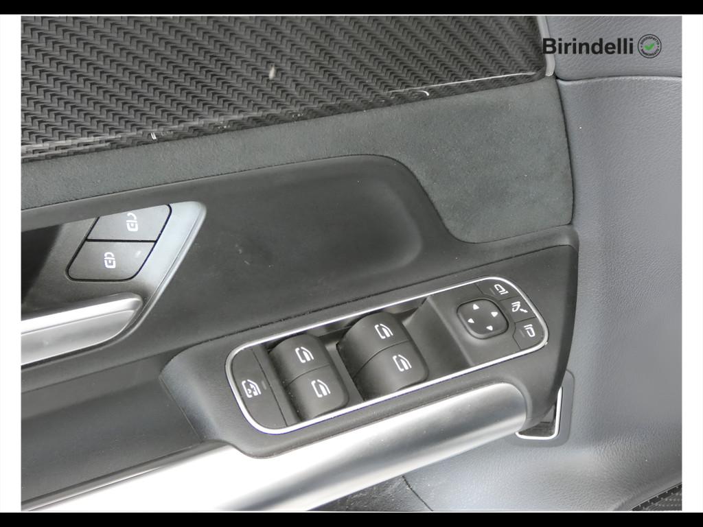 Mercedes-Benz GLA (H247) - GLA 200 d Automatic Premium