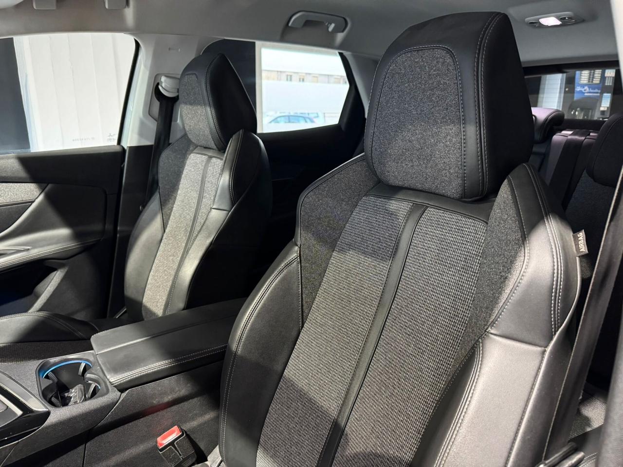 Peugeot 3008 BlueHDi 130 S&S Allure