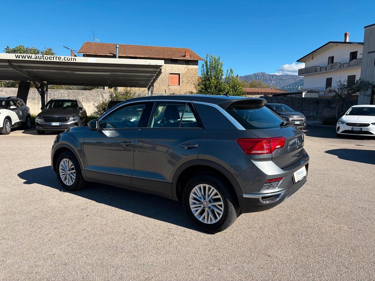 Volkswagen T-Roc 1.6 TDI SCR Business BlueMotion Technology