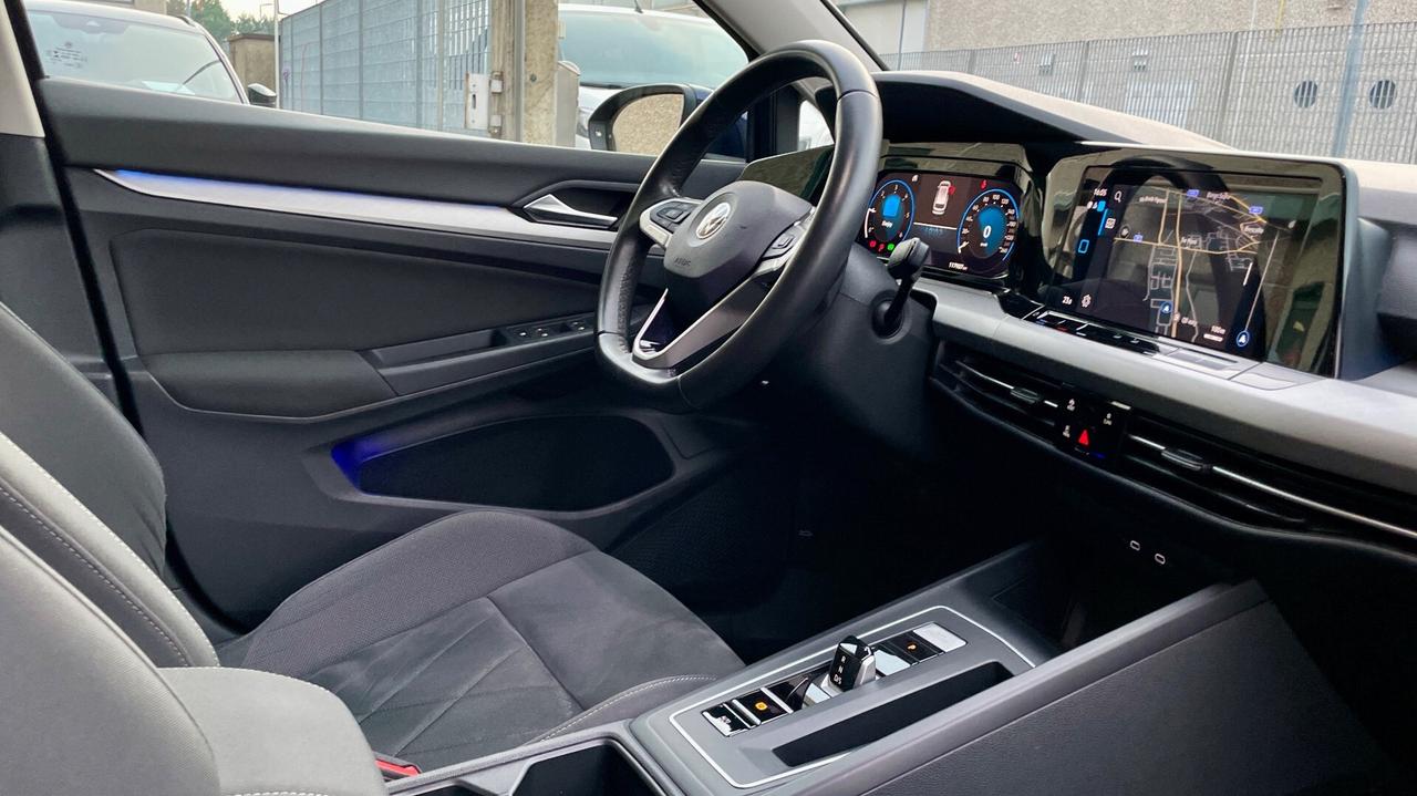VOLSKWAGEN GOLF VARIANT 2.0 TDI SCR STYLE 150CV - FULL LED, PACCHETTO LUCI, VIRTUAL COCKPIT