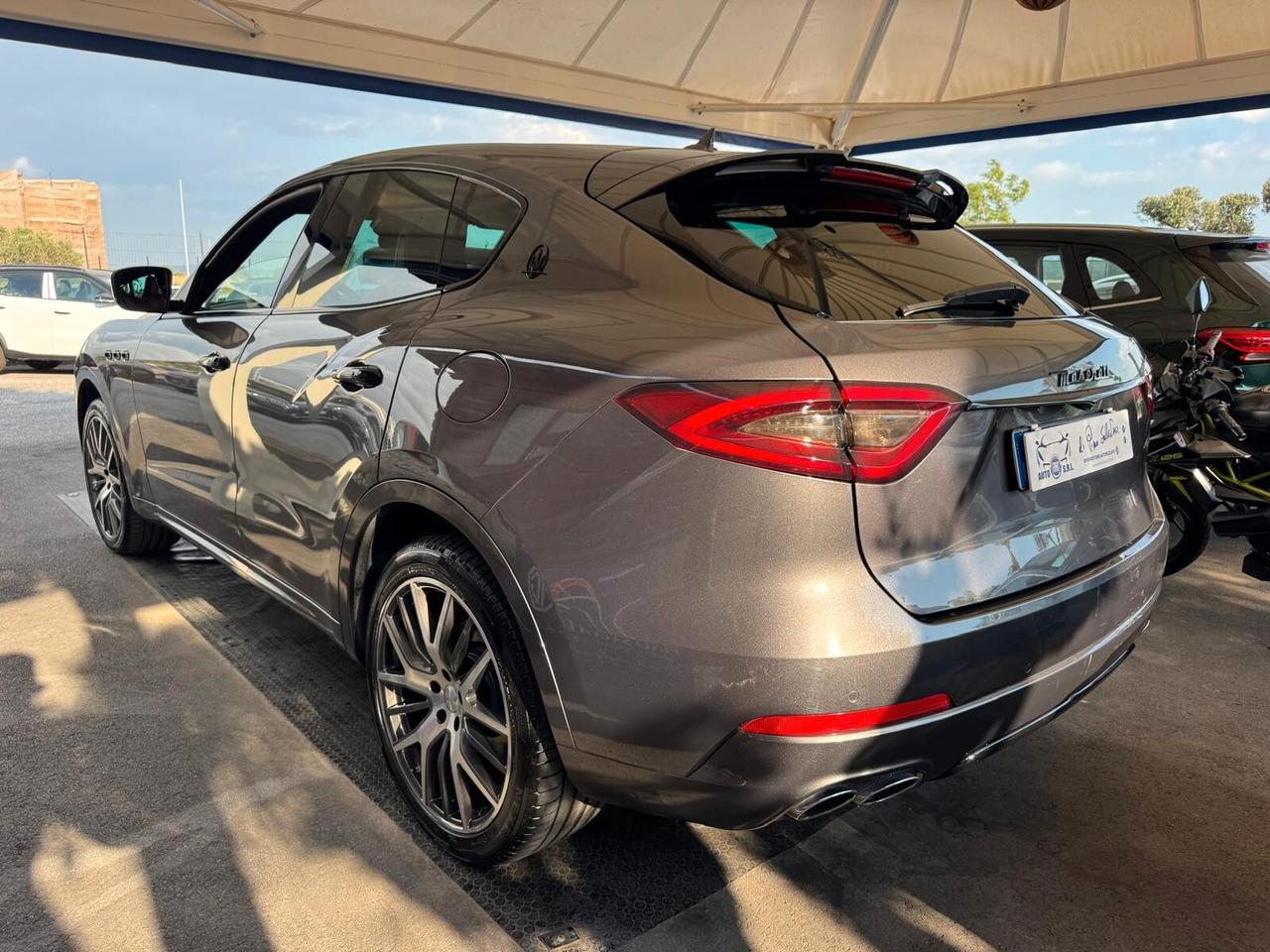 Maserati Levante V6 Diesel 275 CV AWD