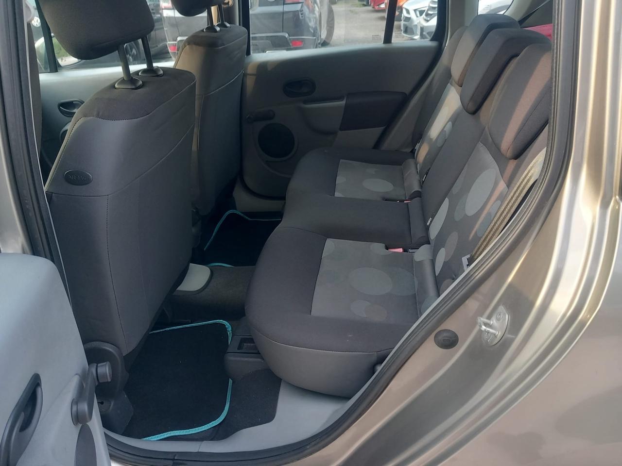 Renault Modus 1.2 16V Dynamique