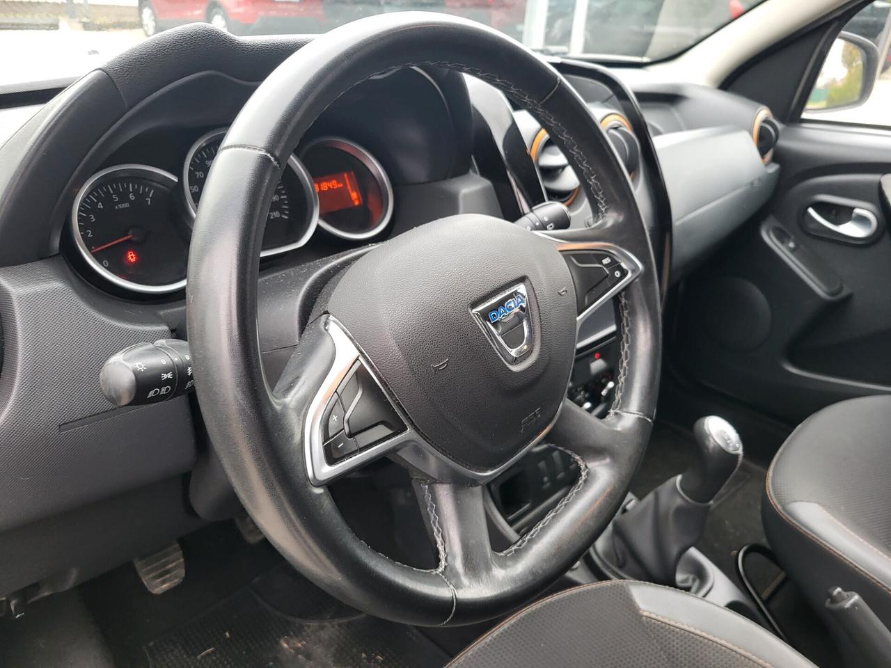 Dacia Duster 1.6 115CV Start&Stop 4x2 GPL Lauréate