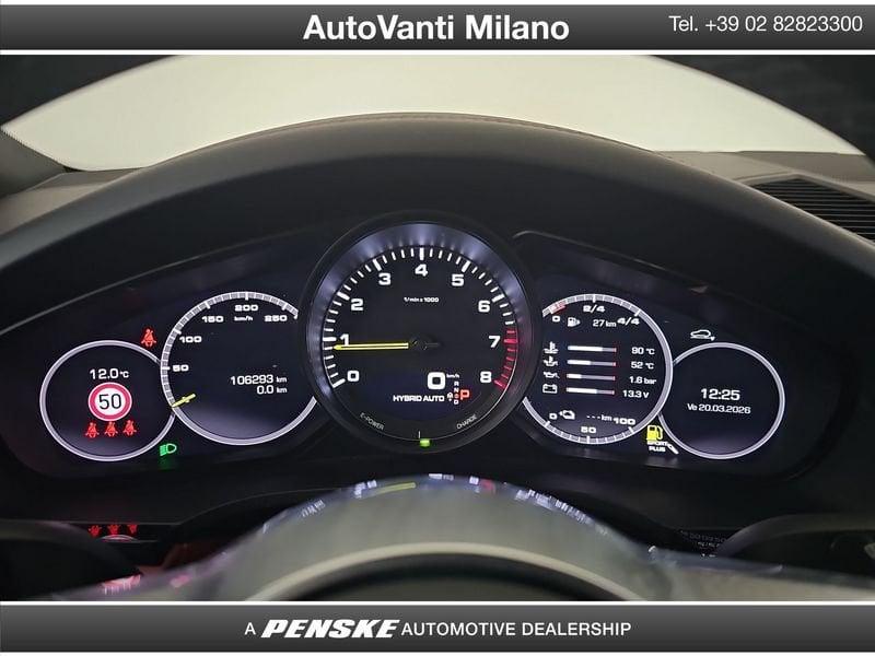 Porsche Cayenne Coupè Cayenne Coupe 3.0 e-hybrid 5p.ti tiptronic