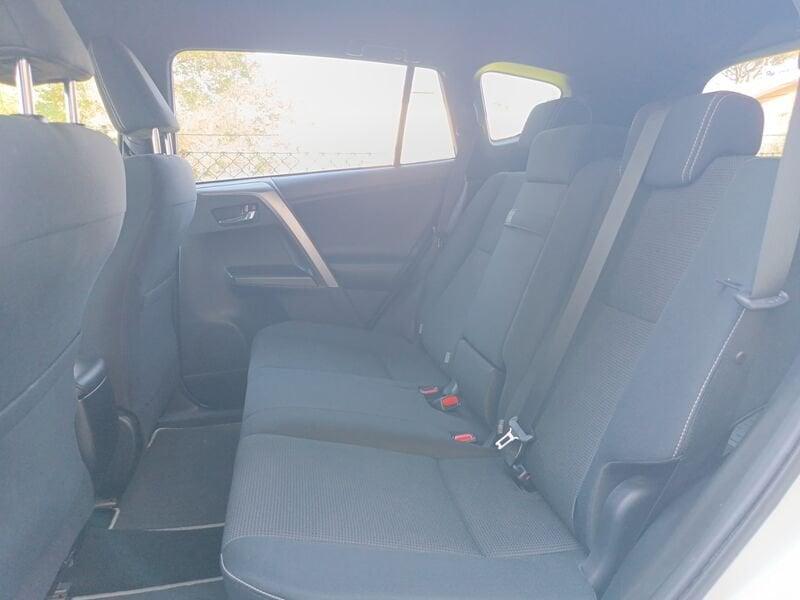 Toyota RAV4 Rav4 2.5 vvt-i h Lounge 2wd e-cvt my17