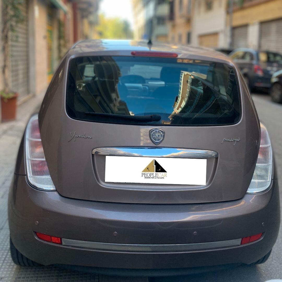 Lancia Ypsilon 1.3 MJT **cambio automatico**