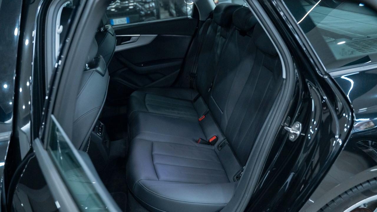 Audi A4 AVANT 40 2.0 TDI S LINE TRONIC M-HEV QUATTRO VIR