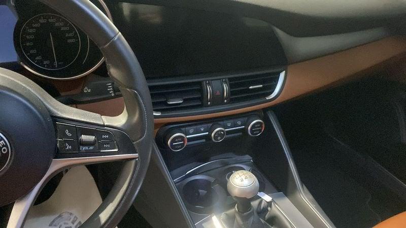Alfa Romeo Giulia 2.2 Turbodiesel 180 CV Super