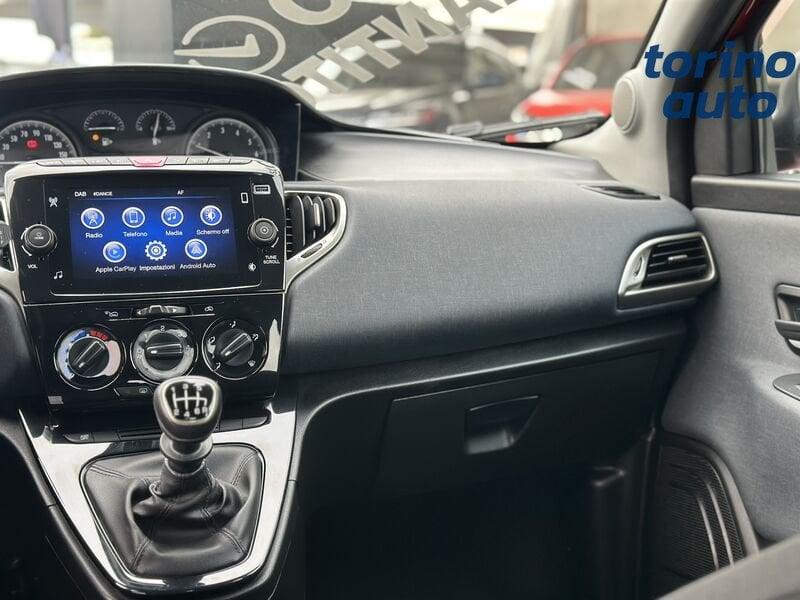 Lancia Ypsilon Ypsilon 1.0 firefly hybrid Gold s&s 70cv