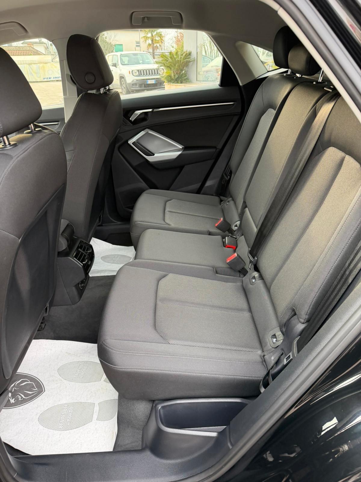 Audi Q3 SPB 35 TDI S tronic quattro edition