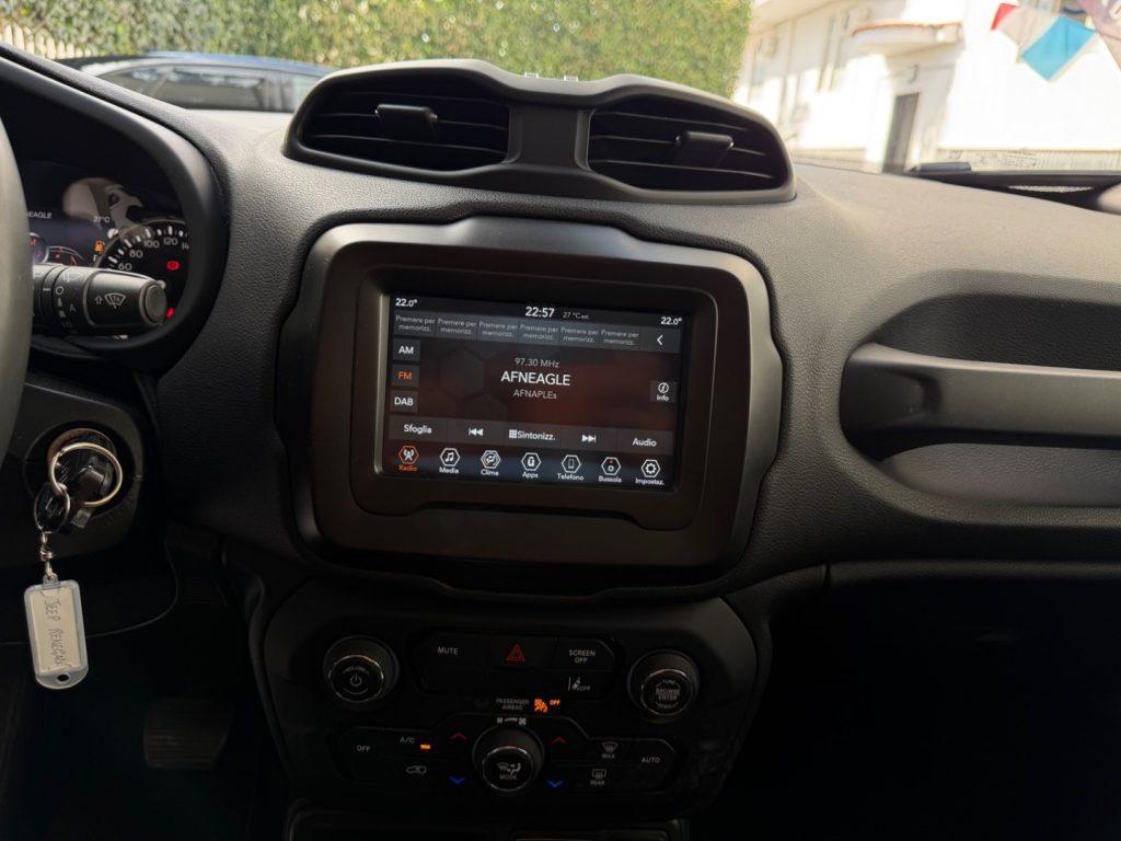 Jeep Renegade 1.5 Turbo T4 MHEV Limited tua da €199,00 mensili