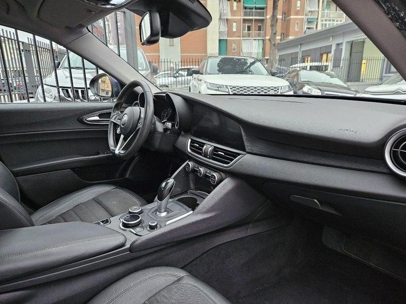 Alfa Romeo Giulia 2.2 Turbodiesel 160 CV AT8 Executive